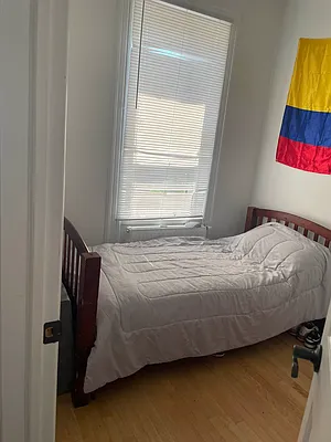 Rented by EXR | media 20