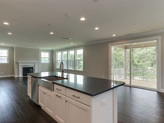 4th image of 2417 Jester Dr