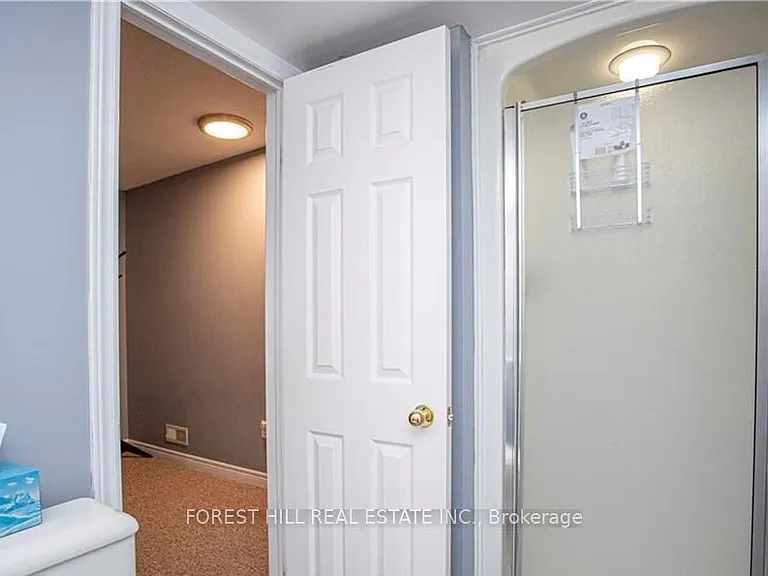 1478 Adelaide St N #23 — Photo 27