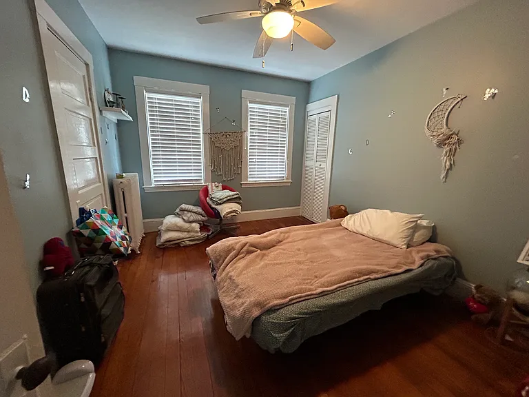 10 Abbott St #1 — Photo 18
