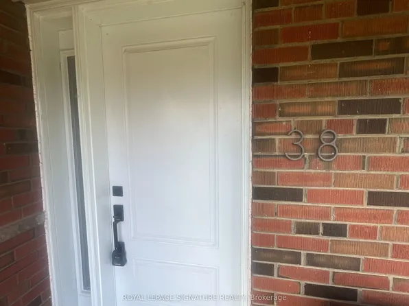 38 Wishing Well Dr #A, Toronto, ON M1T 1J1