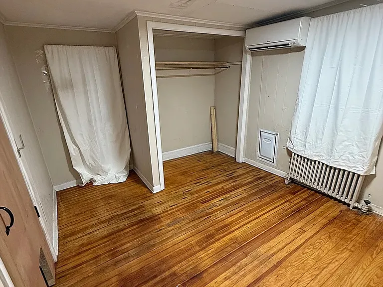 169 E Pine St — Photo 7