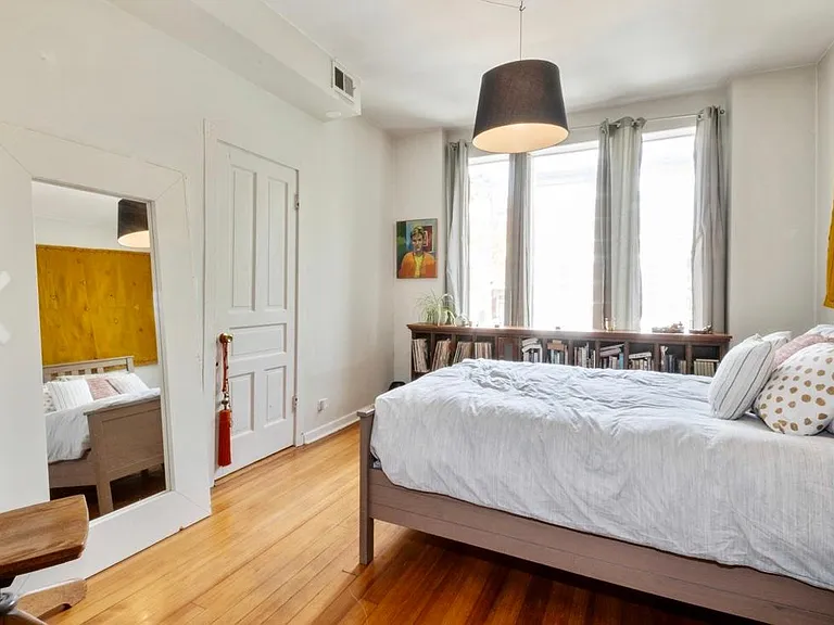 2162 N Bell Ave #2 — Photo 6