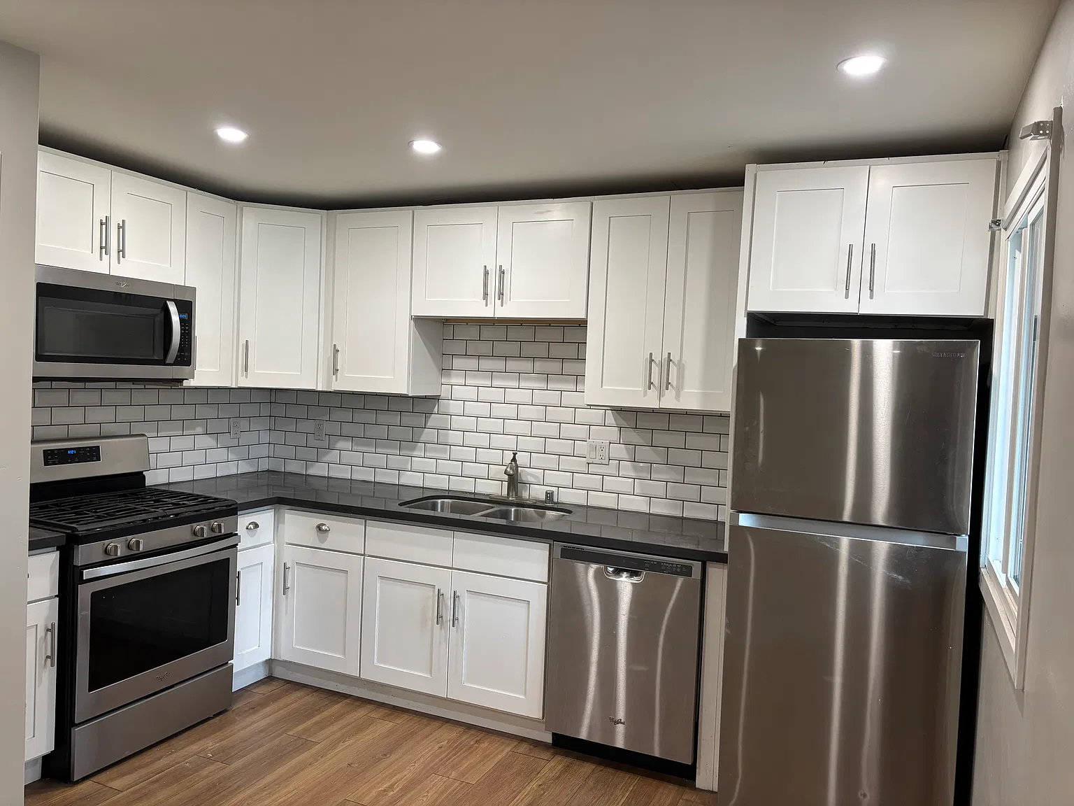 4350 Mississippi St — Photo 1