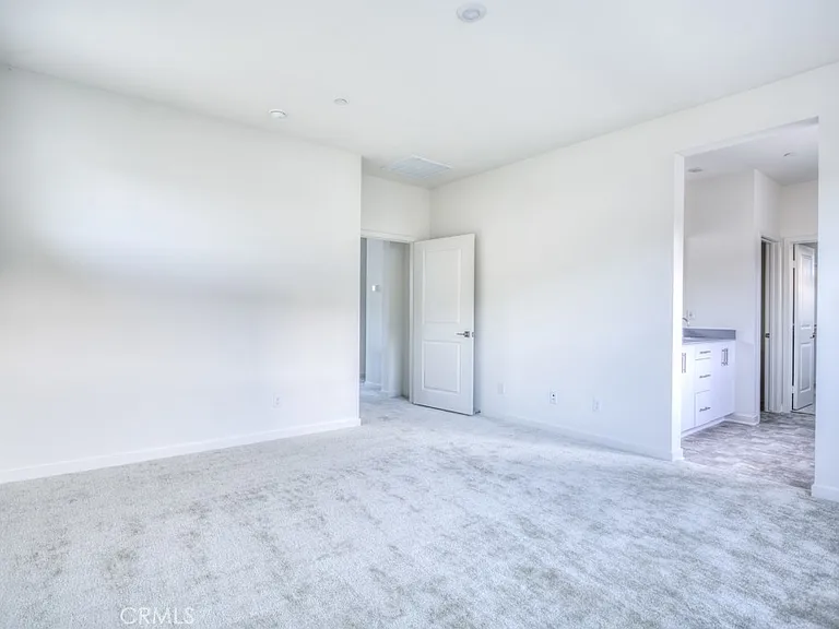 15812 Caterpillar Dr — Photo 30