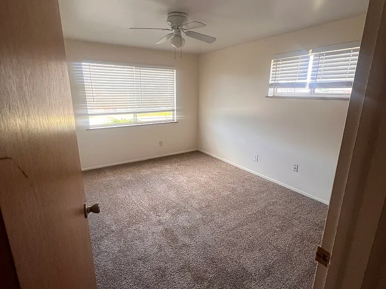 5585 E Yale Ave #2 — Photo 14