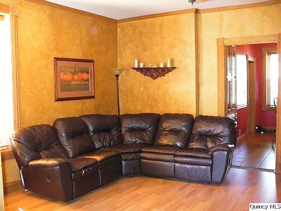 Home for Sale in Quincy, IL $105,500