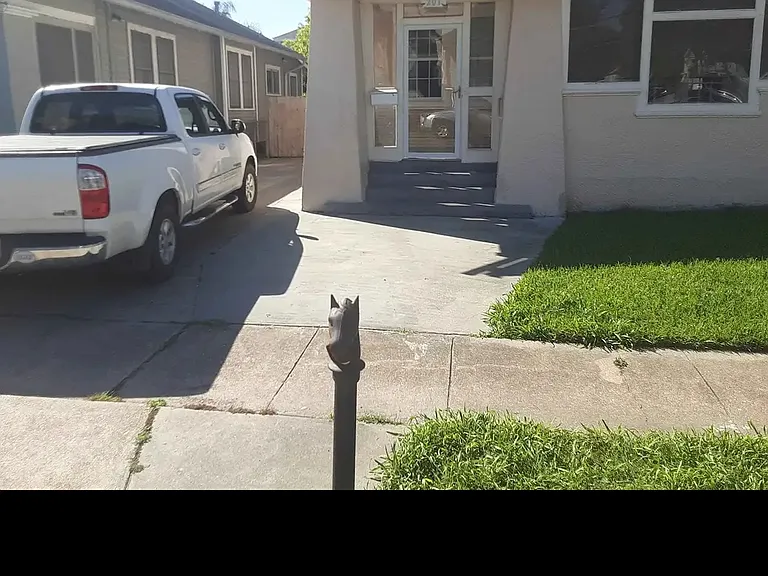 201 S Murat St — Photo 1