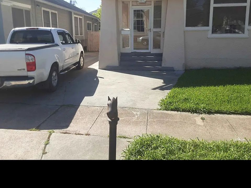 1st image of 201 S Murat St