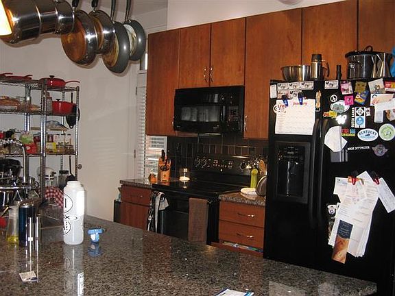 3rd image of 535 S Upper St Unit 305