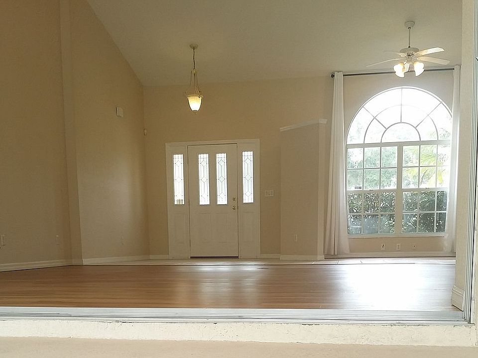 1st image of 196 Grand Oak Cir