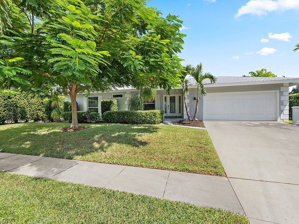 1st image of 641 Spinnaker Dr