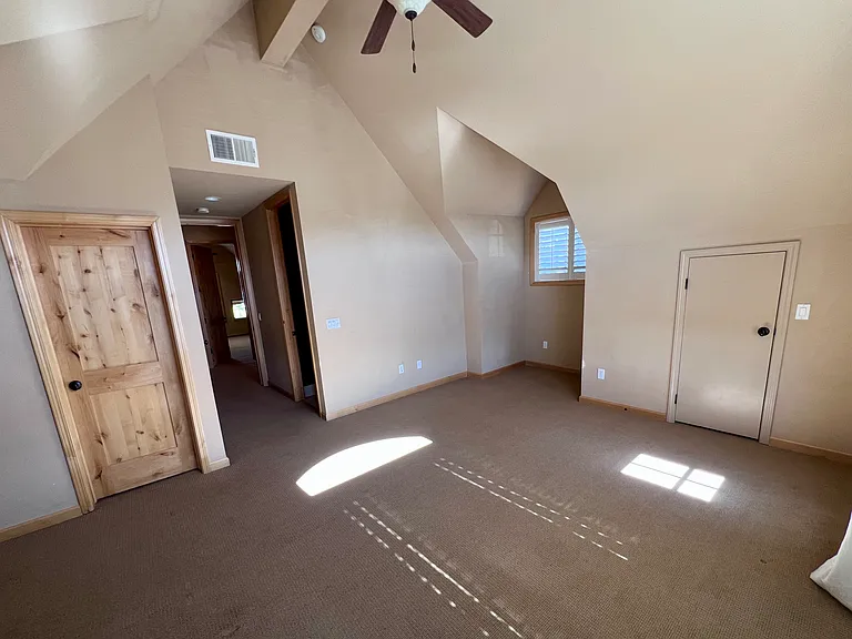 720 Mule Deer Cir — Photo 15