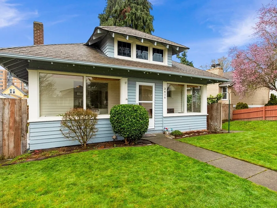 3416 Rockefeller Ave