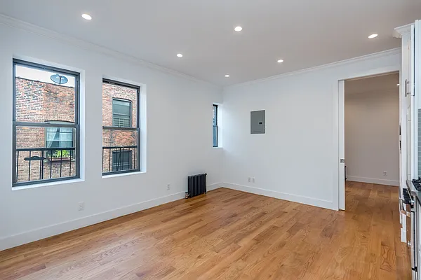 Rented by Nooklyn NYC LLC | media 41