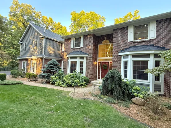 7122 Hawick Ct NE, Belmont, MI 49306