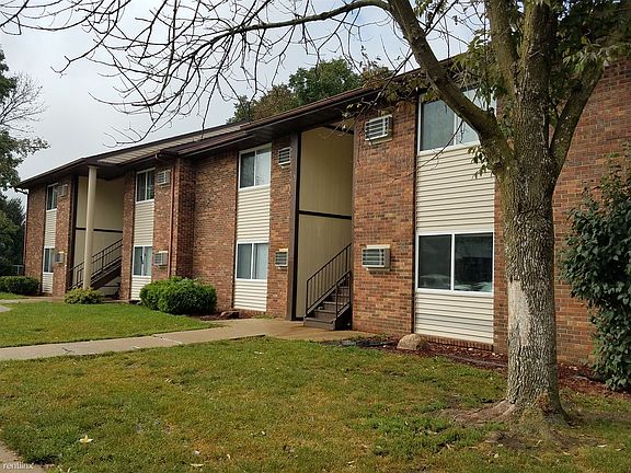 Country Place- Plymouth