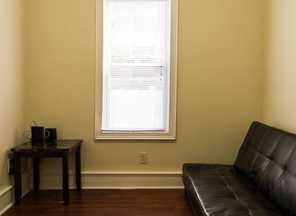 4th image of 110 Westcott St #2