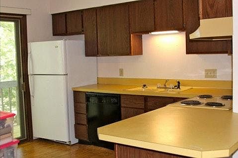 1st image of 2420 Park Ave APT 4