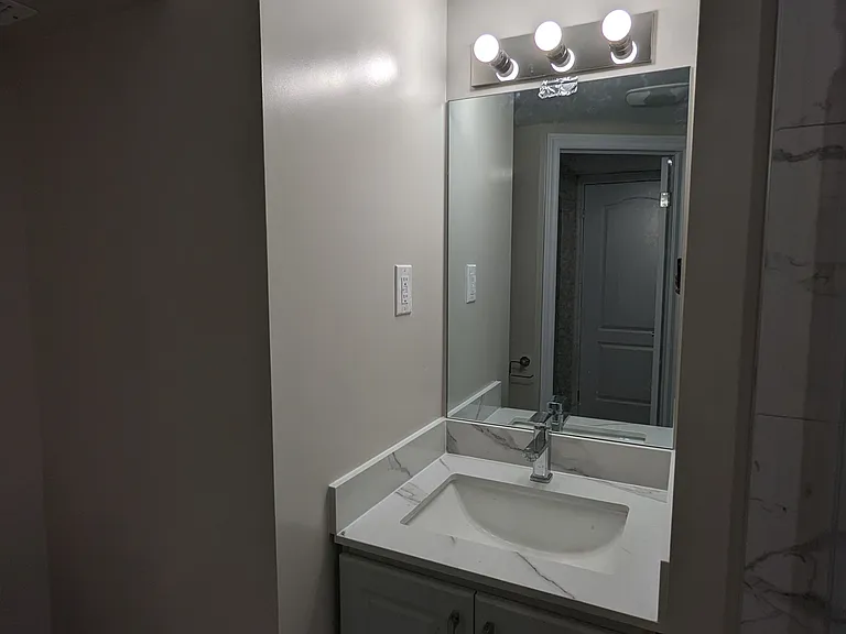 29 Brantford Dr — Photo 11