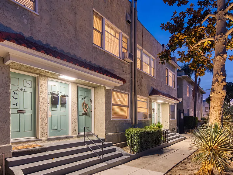 228 Gaviota Ave — Photo 7