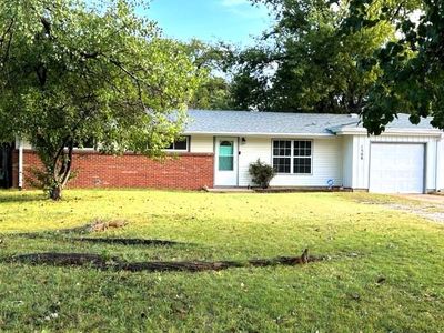 1308 Brittany St, Salina, KS, 67401