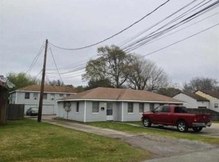 3146 Graves Ave, Groves, TX 77619