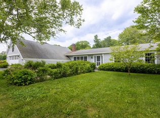 8 Broad Cove Rd, Cape Elizabeth, ME 04107