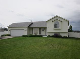 16320 N Haystack Ct, Nine Mile Falls, WA 99026