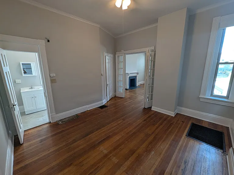 225 Fosdick St — Photo 3