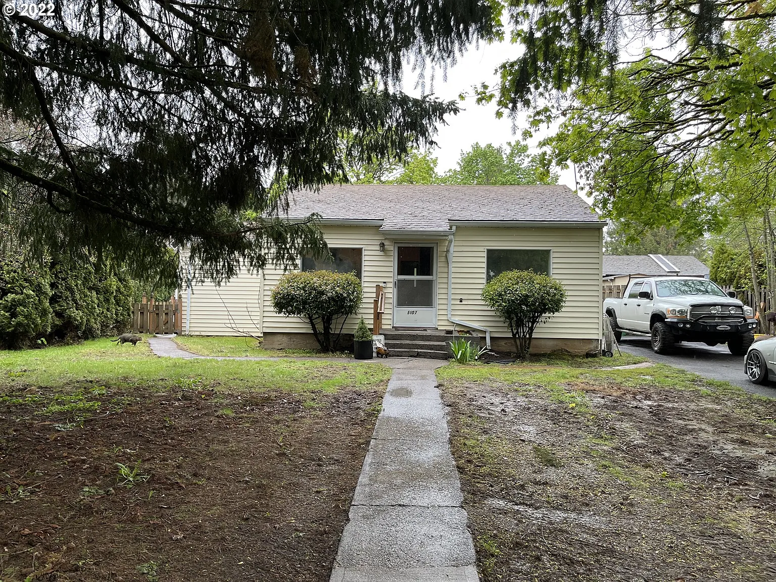 5107 SE 115th Ave photo 1
