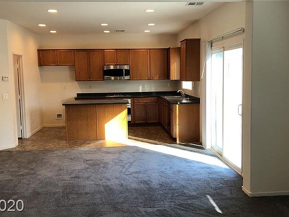 3rd image of 10851 Leatherstocking Ave