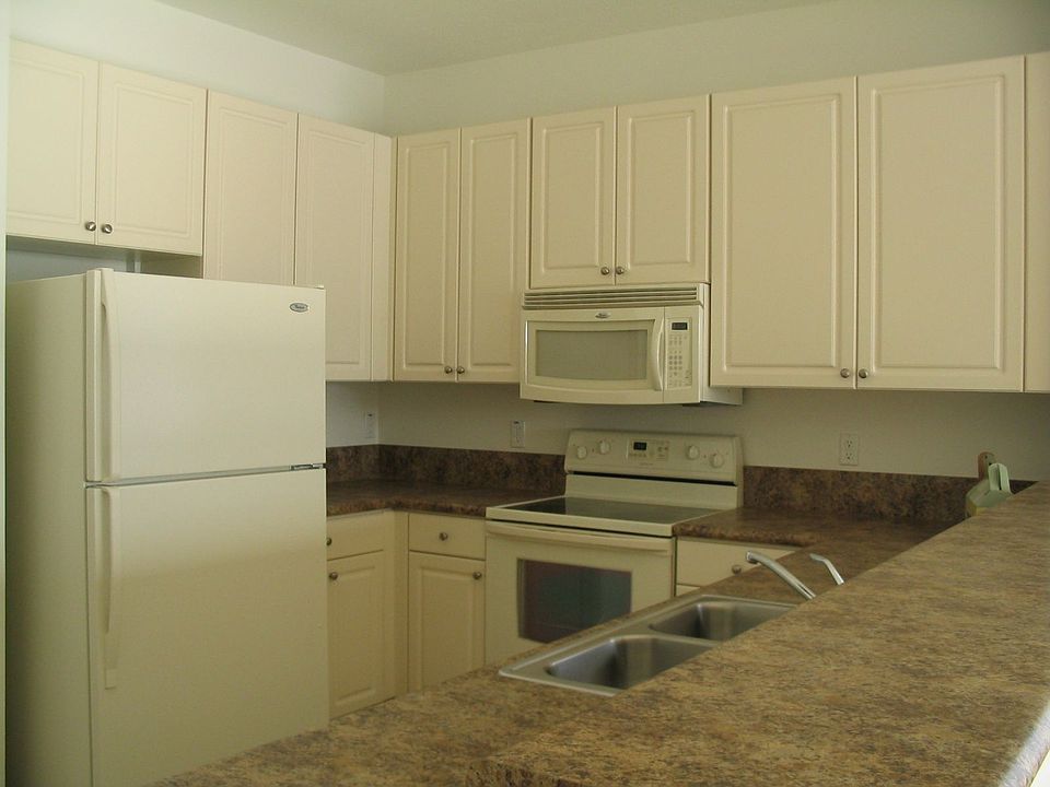 2nd image of 384 Mulberry Grove Rd