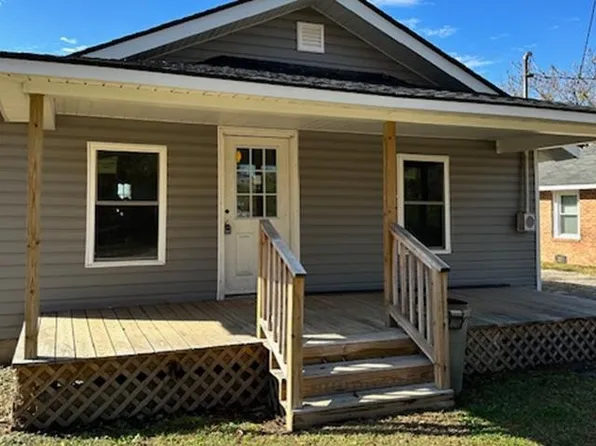 1104 Stantonsburg Cir SE, Wilson, NC 27893