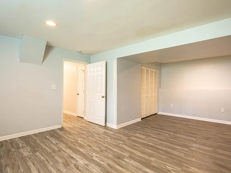 3908 Love Ave — Photo 22