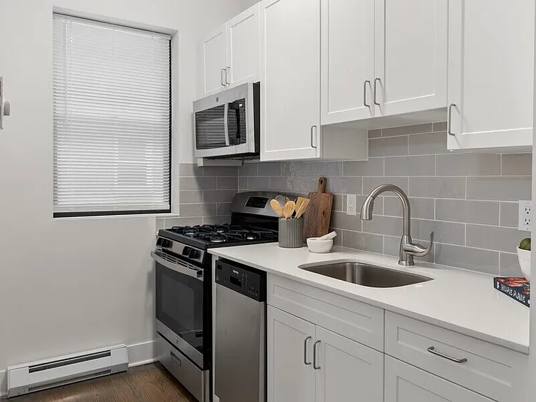 79 Park Dr #1A — Photo 2