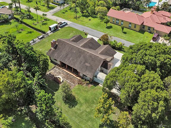 5th image of 17151 SW 62nd Court