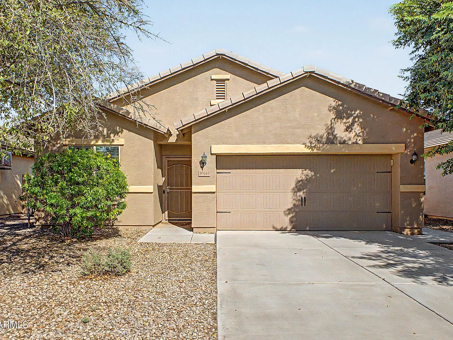 3 bed, $1,900 — Photo 1