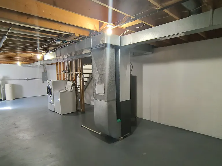817 Swanson Ct — Photo 14