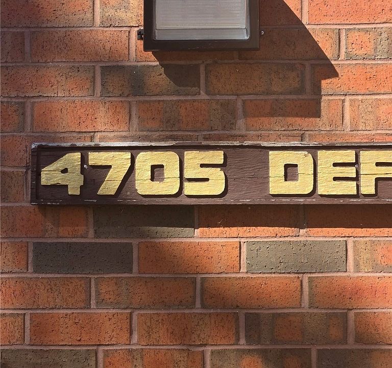 1st image of 4705 Mayfield Rd APT E