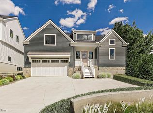 225 S Main St, Chagrin falls, OH