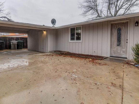 5th image of 2112 62nd Ave