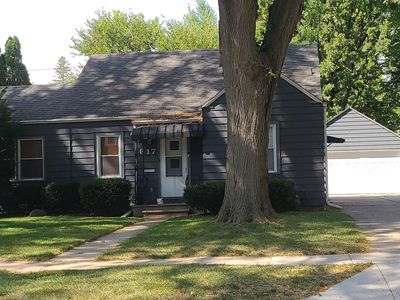 617 E Morgan St, Dixon, IL, 61021