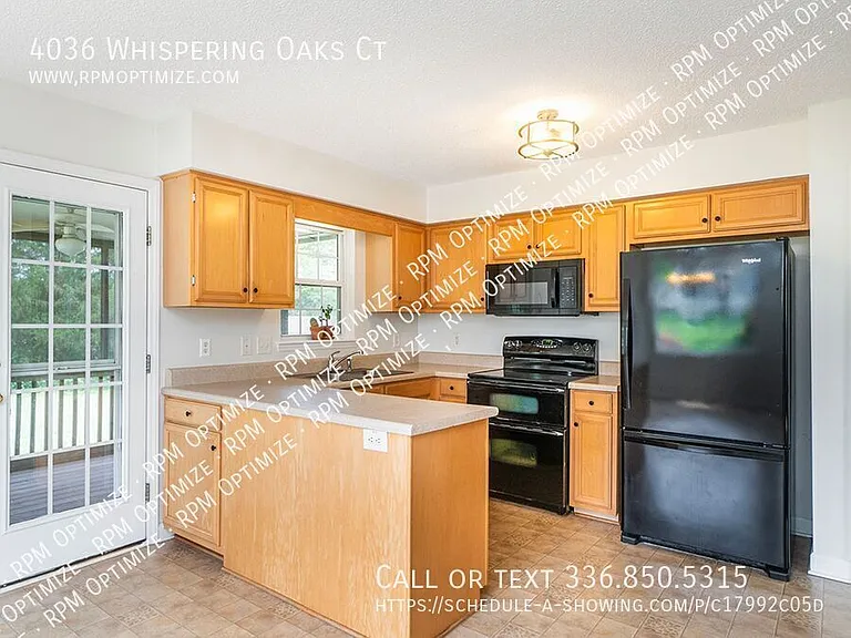 4036 Whispering Oaks Ct — Photo 3