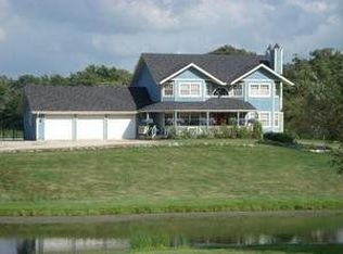 6412 Hamilton Rd, Huntley, IL 60142