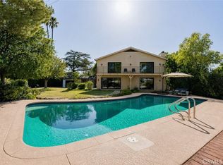 5950 Winnetka Ave, Woodland Hills, CA 91367
