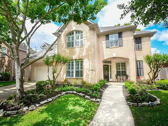 4th image of 5307 Portage Rock Ln