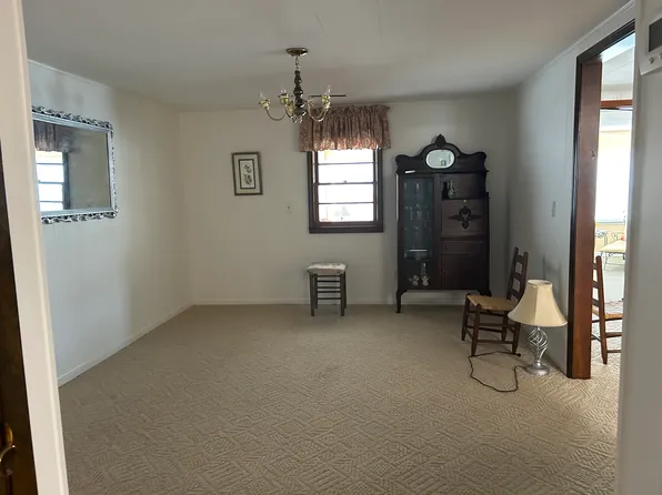 1025 French Quarter Creek Rd, Huger, SC 29450