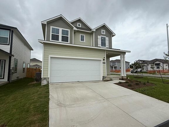 2nd image of 2601 Foss Rd