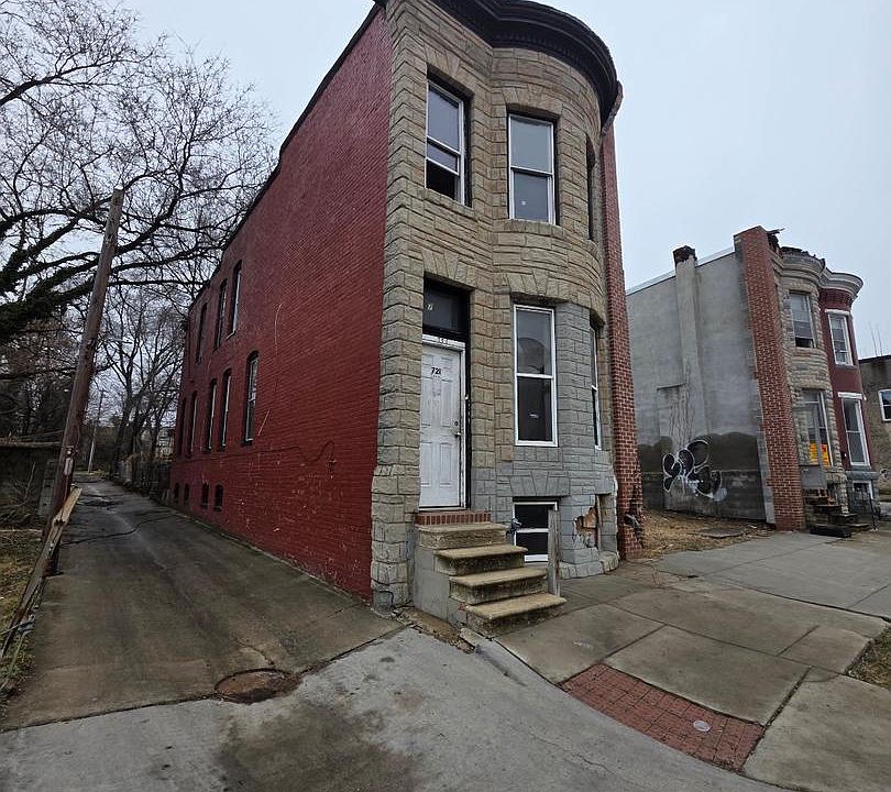 1st image of 721 N Monroe St